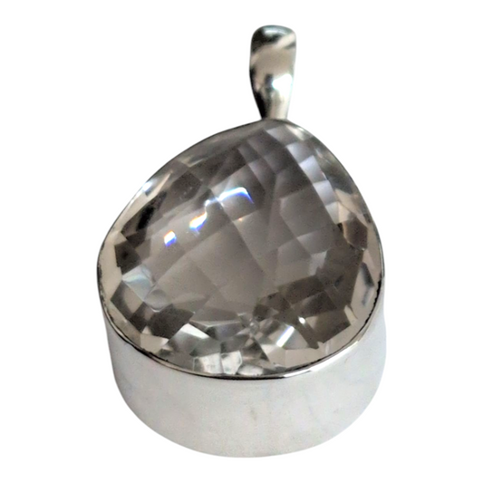 Rock qtz pendant (12.41 g)